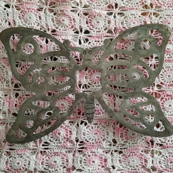 F.B. Rogers Other - Vintage F.B. Rogers Italian butterfly trivet